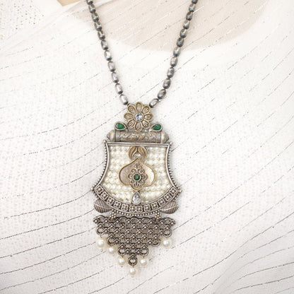 GULDASTA - DUAL - TONE PEARL JAALI ANTIQUE GOLDEN PENDANT SET - GREEN
