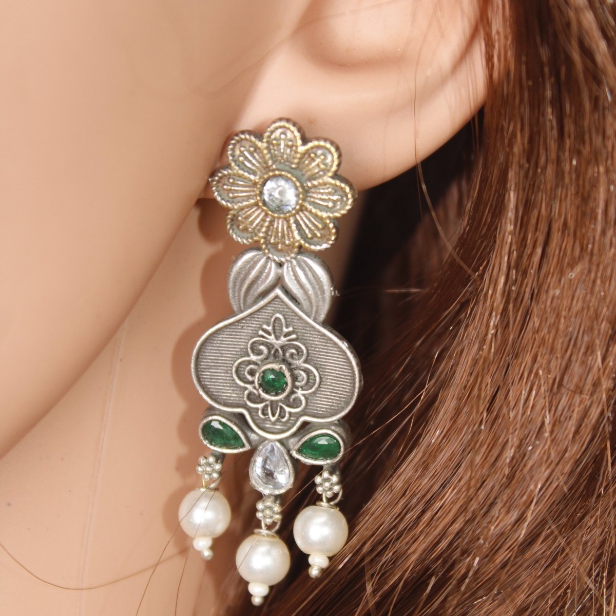 GULDASTA - DUAL - TONE PEARL JAALI ANTIQUE GOLDEN PENDANT SET - GREEN