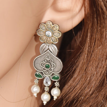 GULDASTA - DUAL - TONE PEARL JAALI ANTIQUE GOLDEN PENDANT SET - GREEN