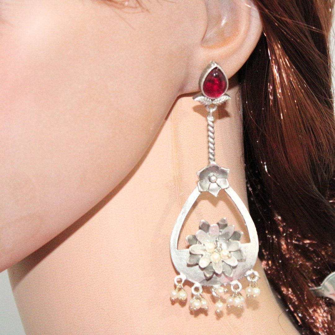 GULMOHAR DANGLE EARRING- RED