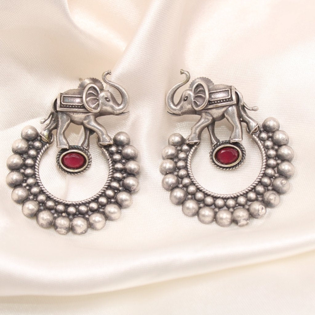 HAATHI WITH DOTTED RING PATTERN OXIDISED JHUMKA-RED