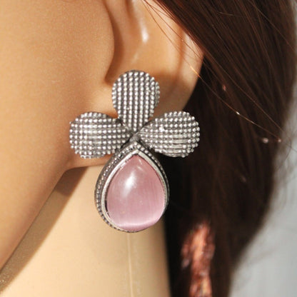 HALF FLOWER & DROP PATTERN STUD WITH STONE - PINK