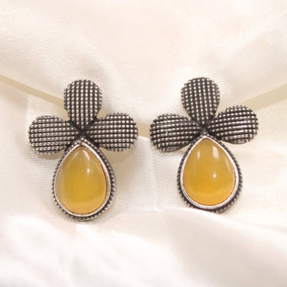 HALF FLOWER & DROP PATTERN STUD WITH STONE - YELLOW