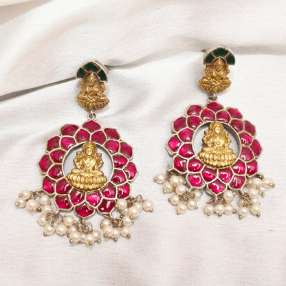 JADAU KUNDAN PURE LAKSHMI PENDANT SET-MAGENTA GREEN