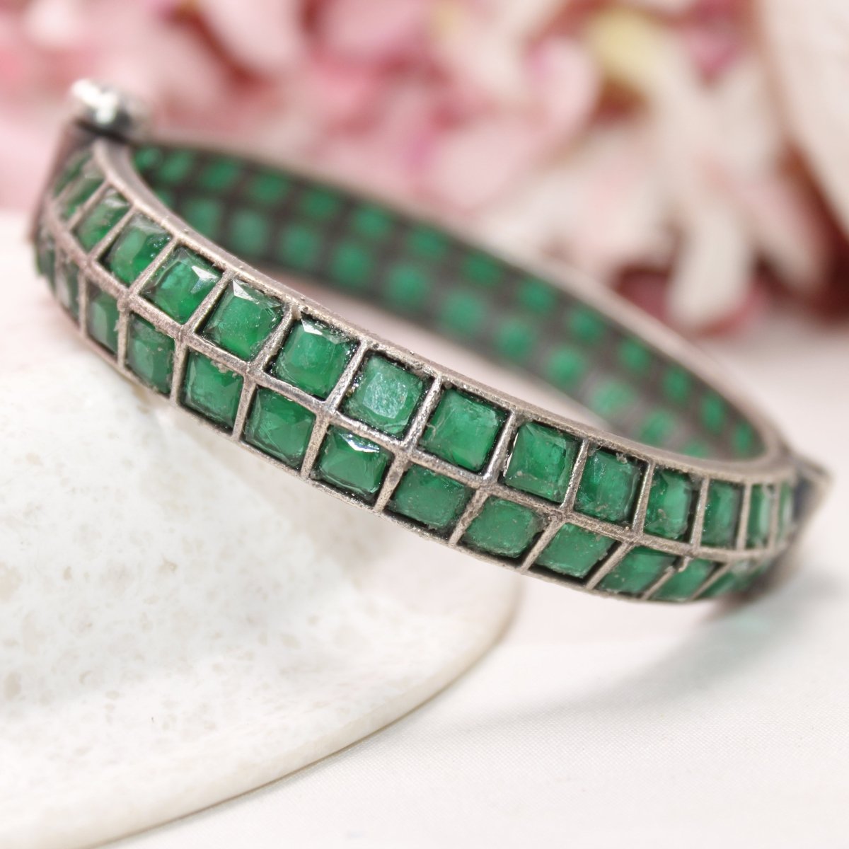 KAASHI - OXIDISED SILVER LOOK ALIKE KADA - GREEN
