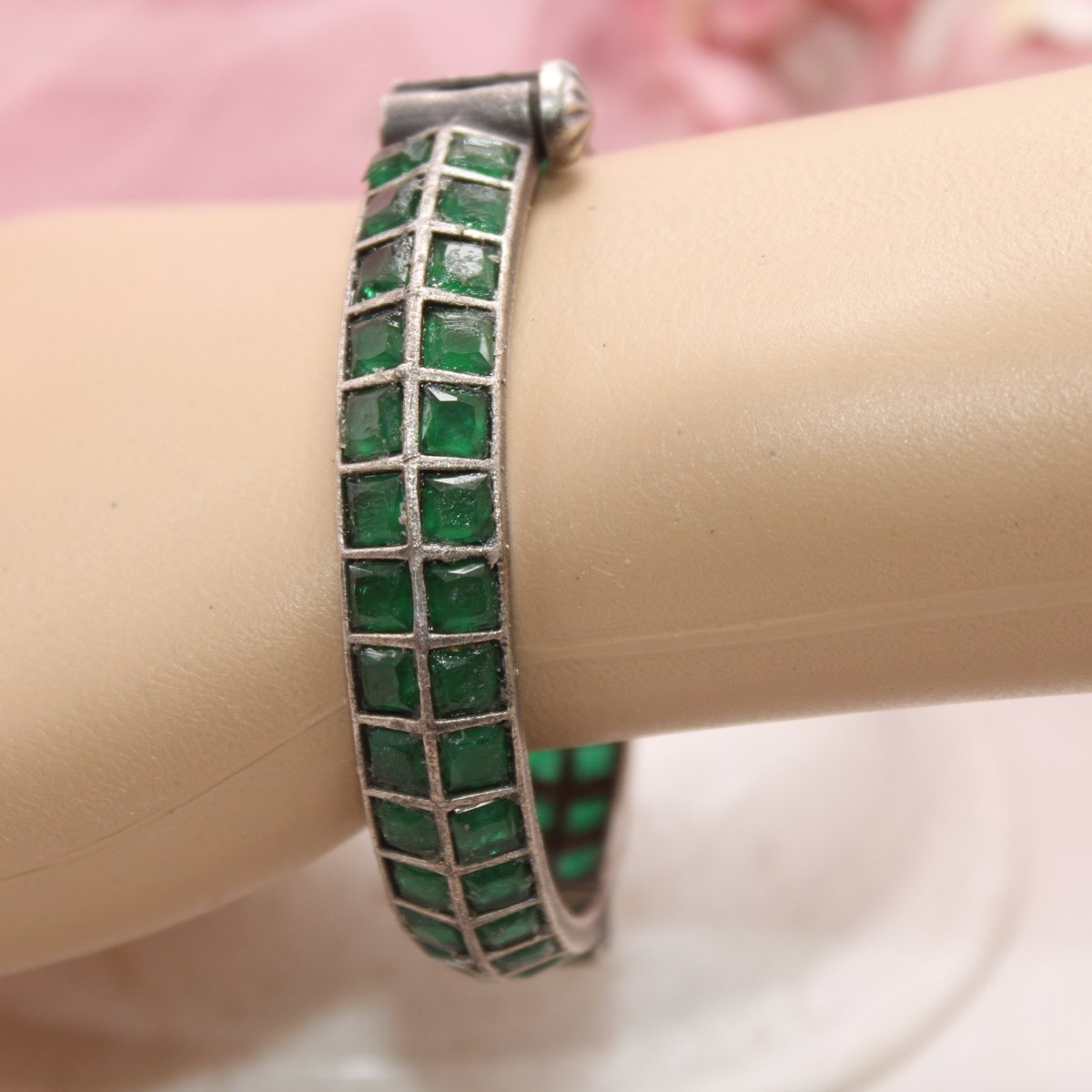 KAASHI - OXIDISED SILVER LOOK ALIKE KADA - GREEN