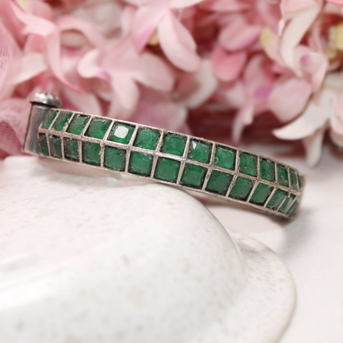 KAASHI - OXIDISED SILVER LOOK ALIKE KADA - GREEN