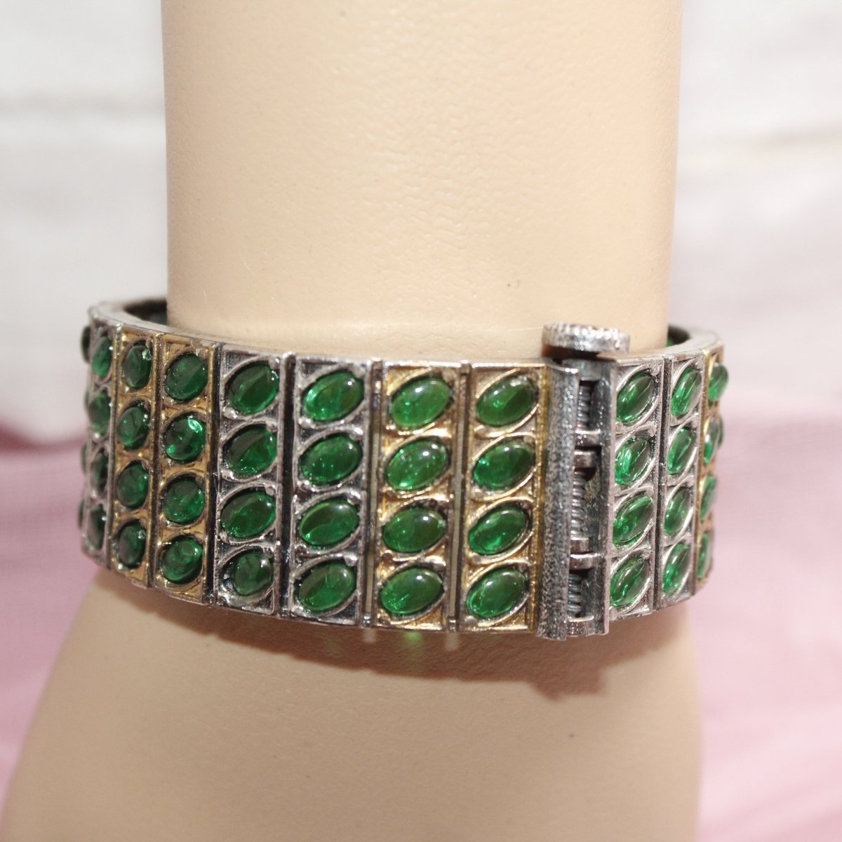 KALA DUAL-TONE MONALISA STONE KADA-GREEN