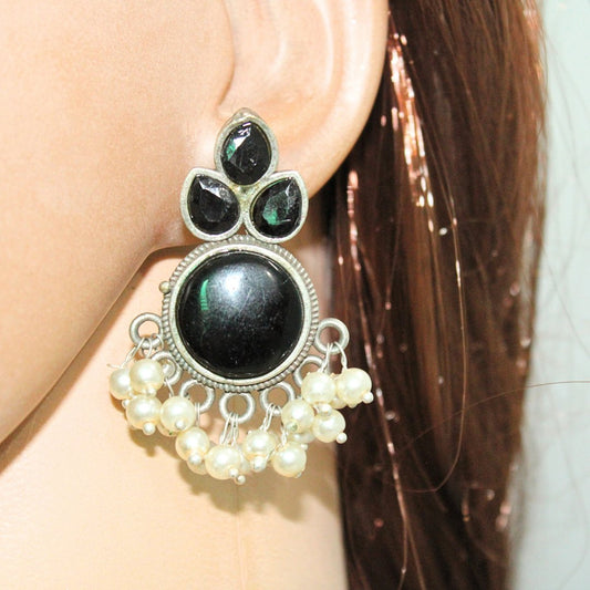 KALASH PATTERN WITH STONES & PEARLS STUDS - BLACK