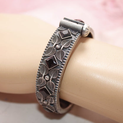 KALI - OXIDISED SILVER LOOK ALIKE KADA - BLACK