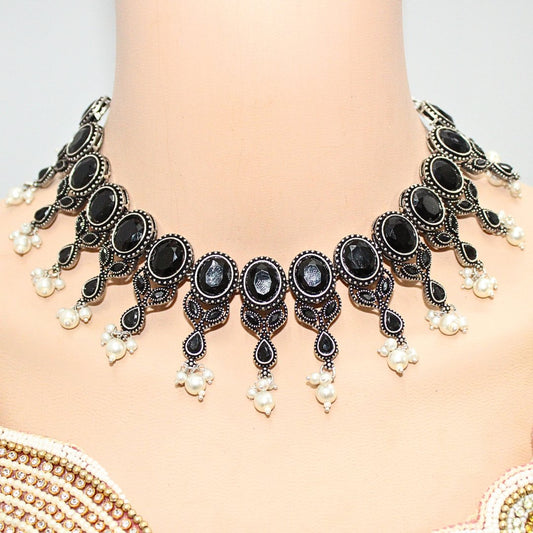KALKI CRYSTAL NECKLACE SET - BLACK