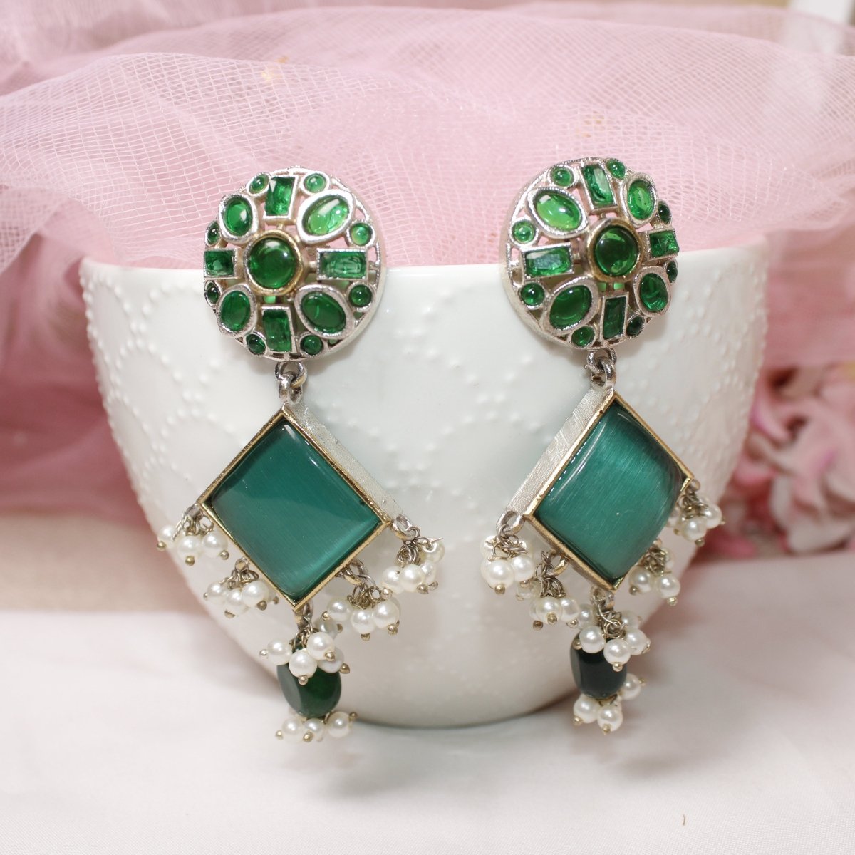 KANAK DUAL - TONE NECKLACE - GREEN