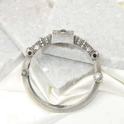KARIGARI - ANTIQUE OXIDISED KADA - BLACK