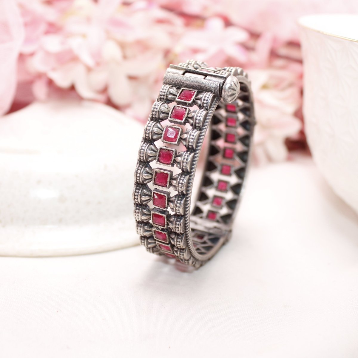 KASTURI - OXIDISED SILVER LOOK ALIKE KADA - RED