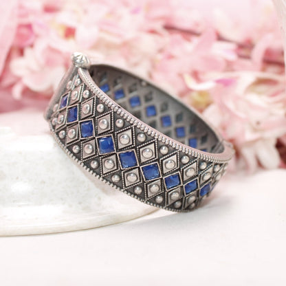 KAVERI-OXIDISED SILVER LOOK ALIKE KADA-BLUE