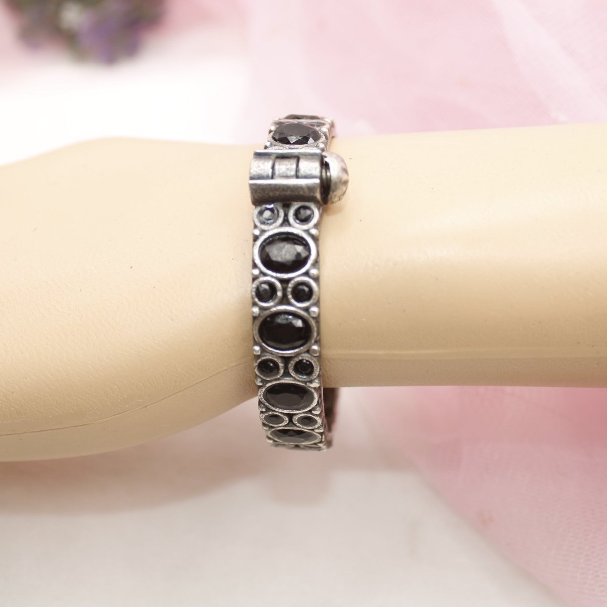 KESAR - OXIDISED SILVER LOOK ALIKE KADA - BLACK