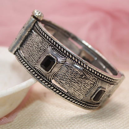 KIA - OXIDISED SILVER LOOK ALIKE KADA - BLACK