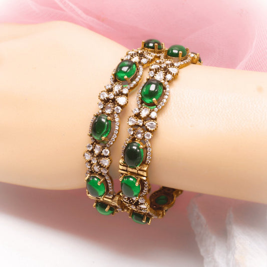 KIRAT ANTIQUE MOISSANITE KADA - (SET OF 2)- GREEN