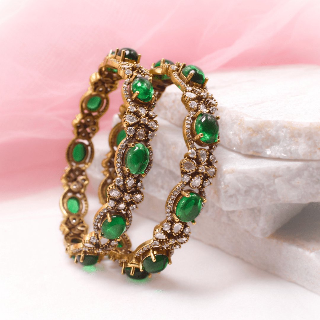 KIRAT ANTIQUE MOISSANITE KADA - (SET OF 2)- GREEN