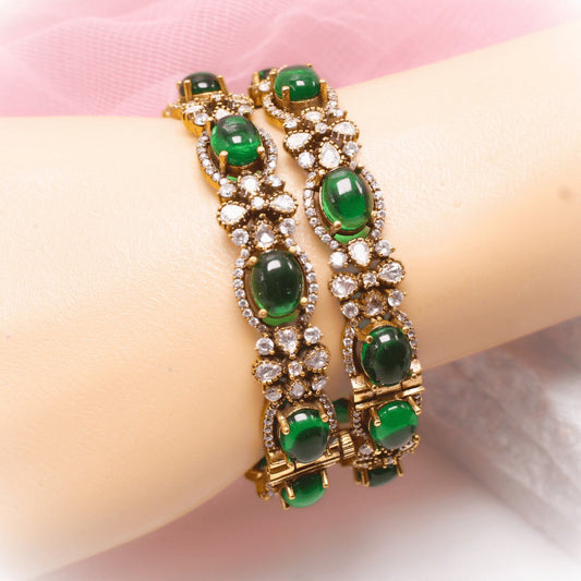 KIRAT ANTIQUE MOISSANITE KADA - (SET OF 2)- GREEN