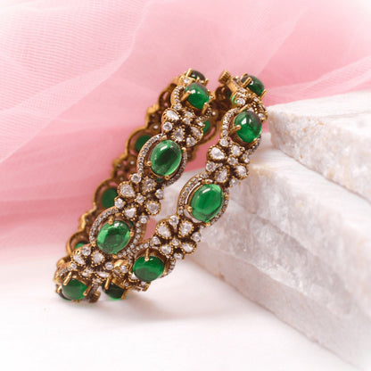 KIRAT ANTIQUE MOISSANITE KADA - (SET OF 2)- GREEN