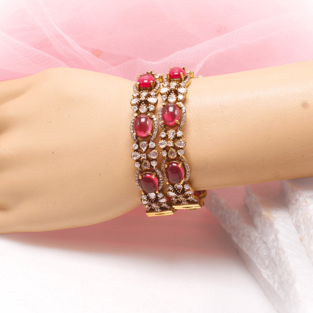 KIRAT ANTIQUE MOISSANITE KADA - (SET OF 2)- RED