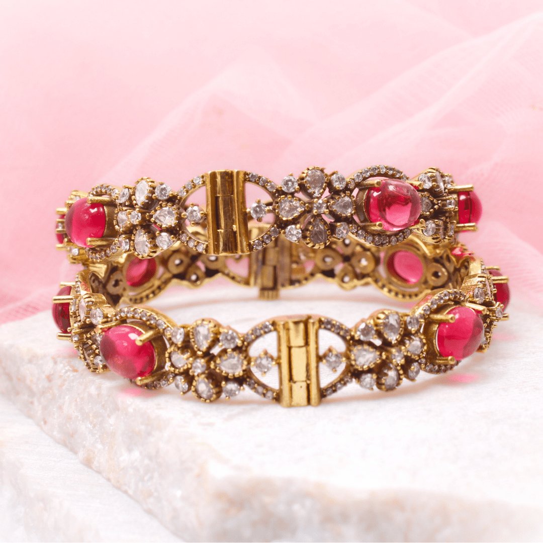 KIRAT ANTIQUE MOISSANITE KADA - (SET OF 2)- RED