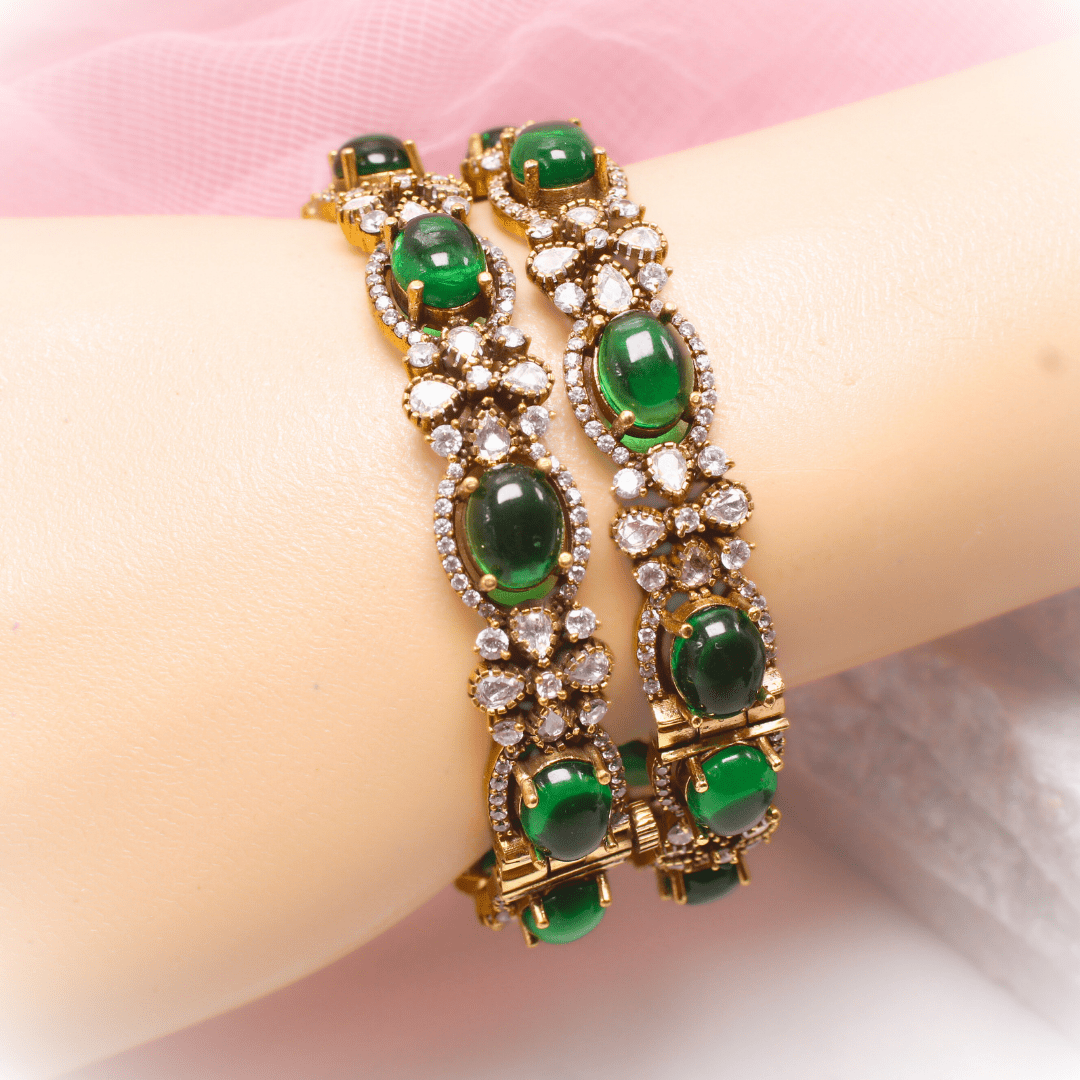 KIRAT ANTIQUE MOISSANITE KADA - (SET OF 2) - GREEN