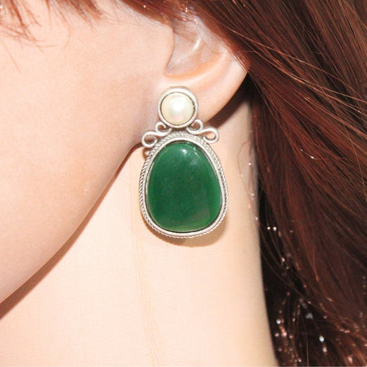 KIYA MONALISA STONE STUD - GREEN & WHITE