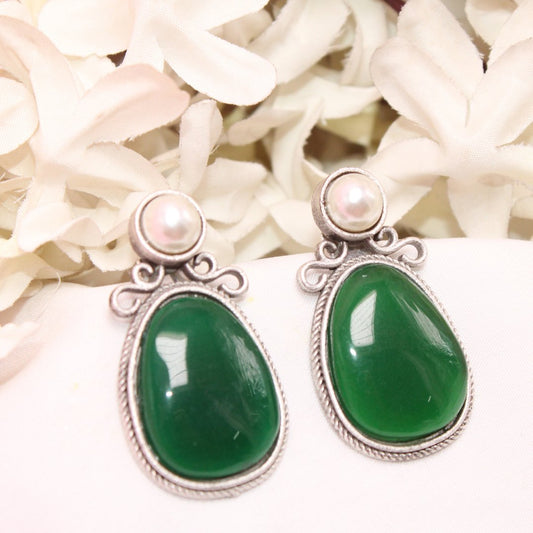KIYA MONALISA STONE STUD - GREEN & WHITE