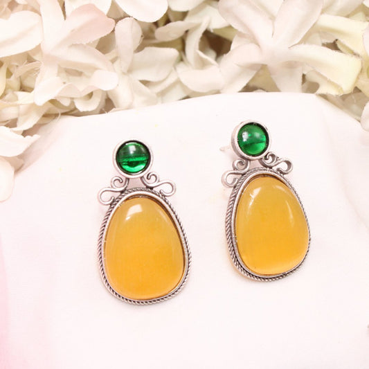 KIYA MONALISA STONE STUD - YELLOW & GREEN