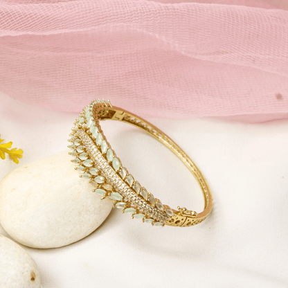 Leaf Design Zircon Kada – Mint Gre