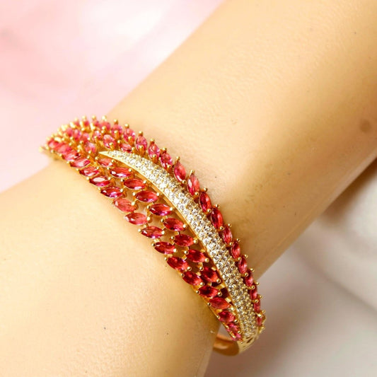 Leaf Design Zircon Kada – Ruby R