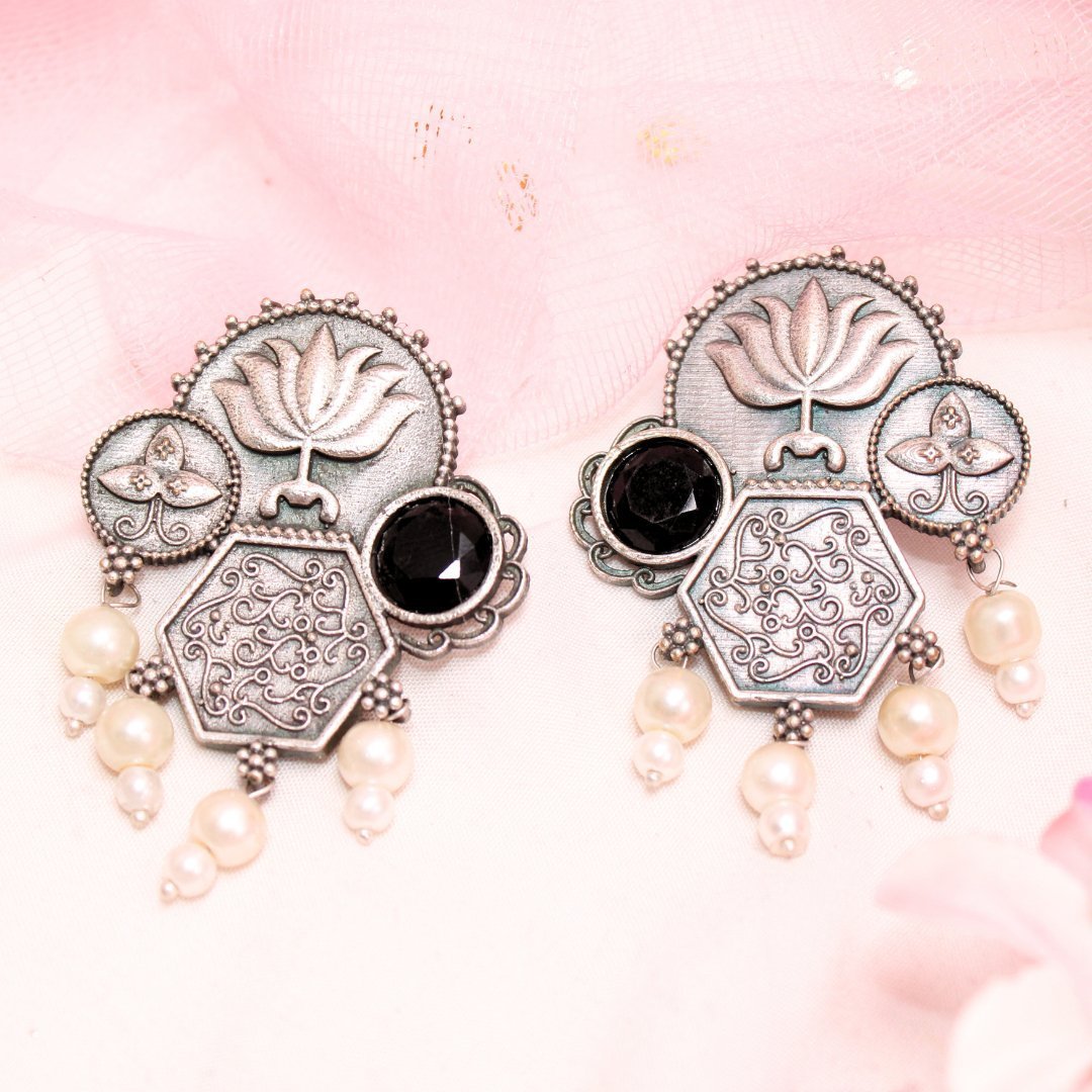 LOTUS FUSION EARRINGS-BLACK