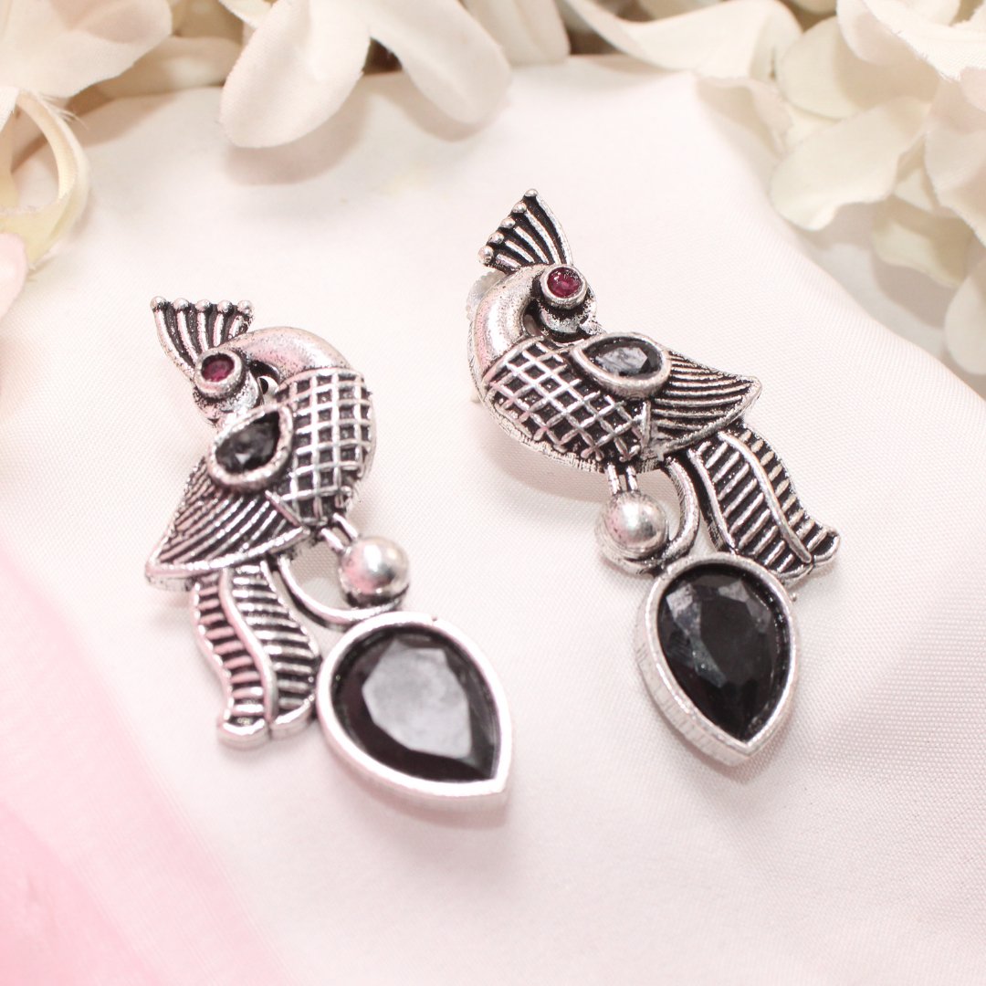 MAYUR MOH STUD - BLACK