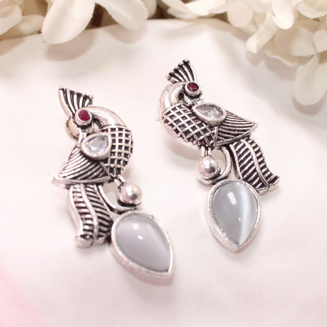 MAYUR MOH STUD-GREY