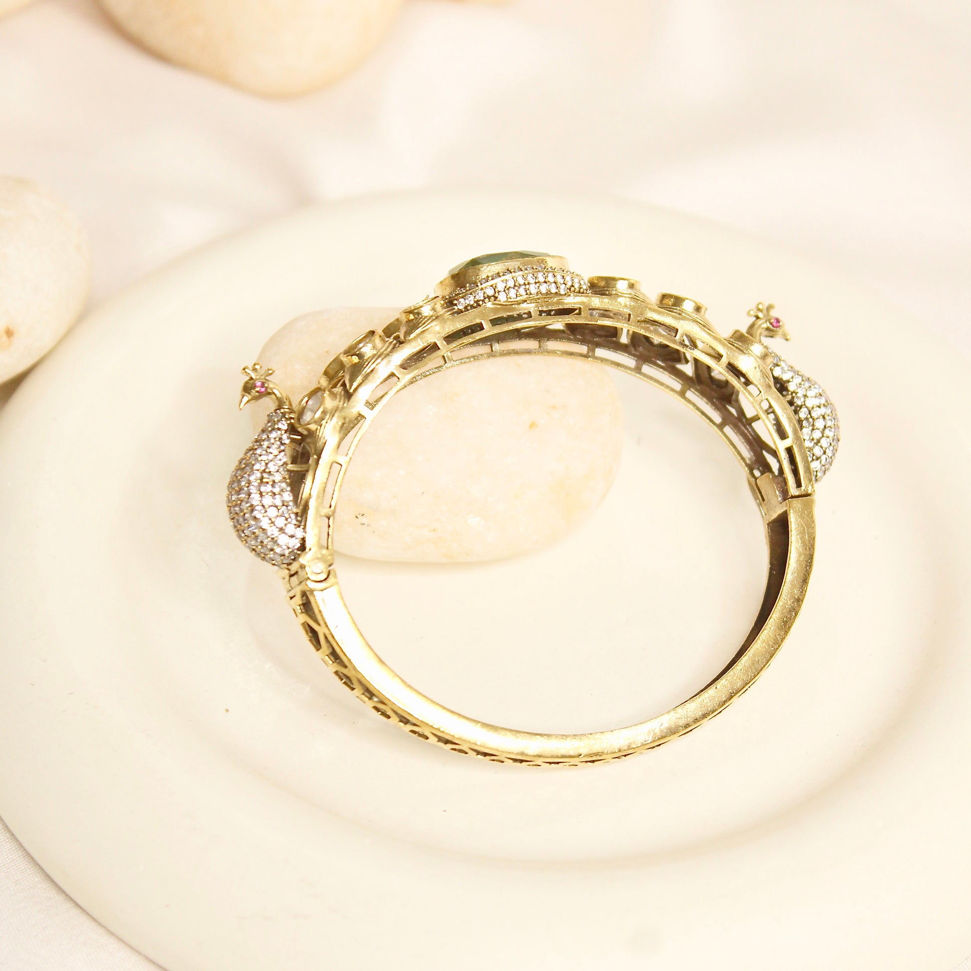 Mint Green Polki Elephant Motif Kada – product view 3