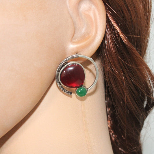MONALISA STONE AND PEARL ROUND EARRING - MAROON