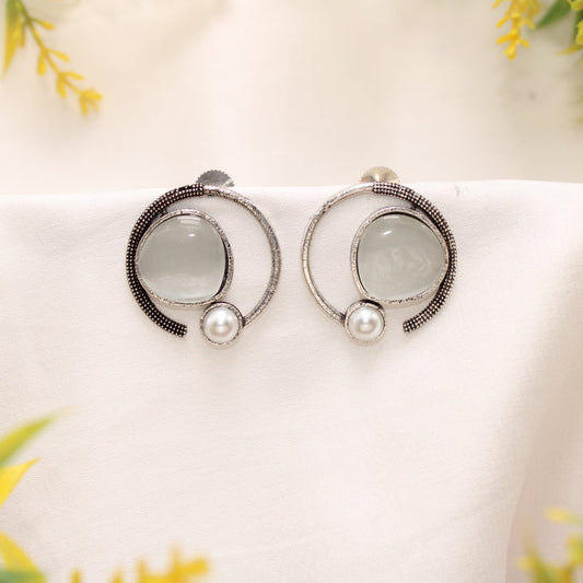 MONALISA STONE AND PEARL ROUND EARRING - OFF WHITE