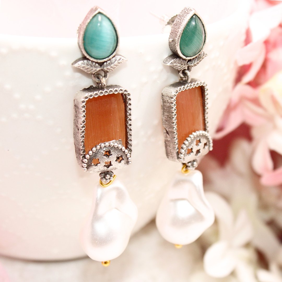 MONALISA STONE DANGLER - ORANGE & GREEN