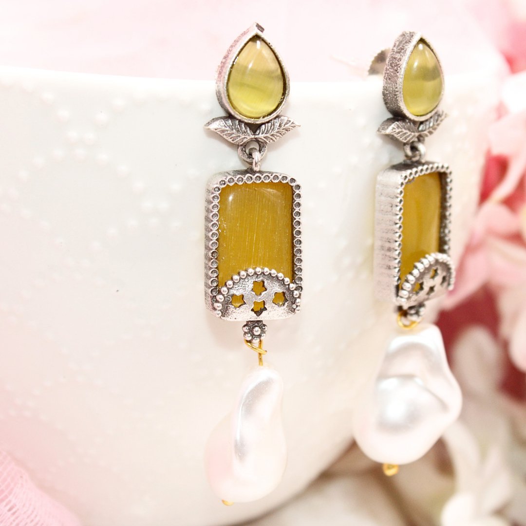 MONALISA STONE DANGLER-YELLOW