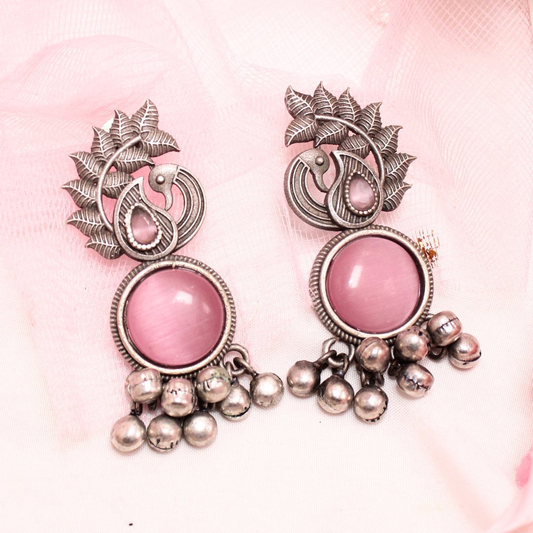 MOR GHUNGROO WITH MONALISA STONE EARRINGS-PINK
