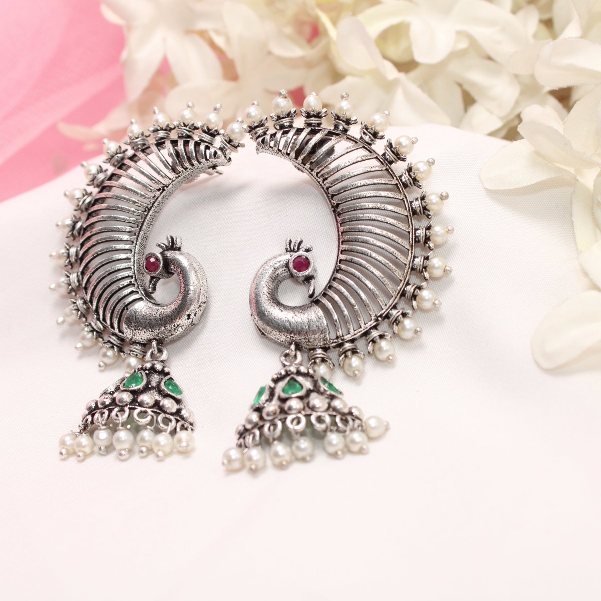 MOR KARNPHOOL EARRING - GREEN