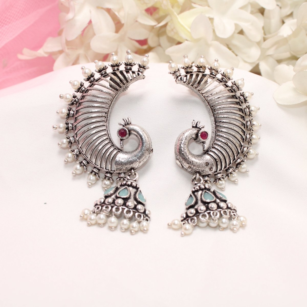 MOR KARNPHOOL EARRING - MINT