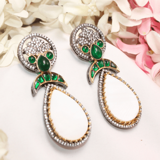 MOTHER OF PEARL EARRING - GREEN
