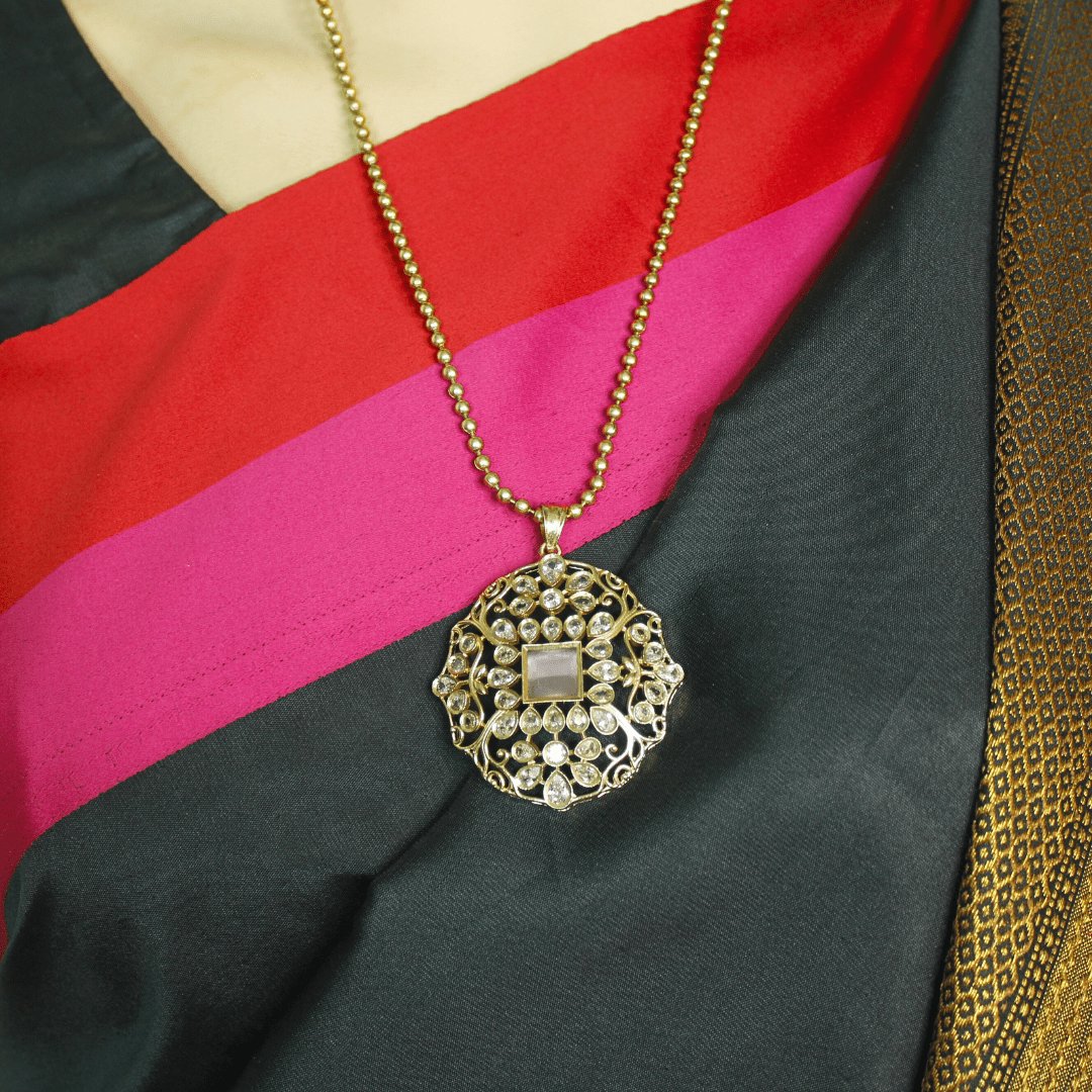 Mughal-Inspired Floral Jadau Pendant Set – Baby Pink & Moissanite Detaili