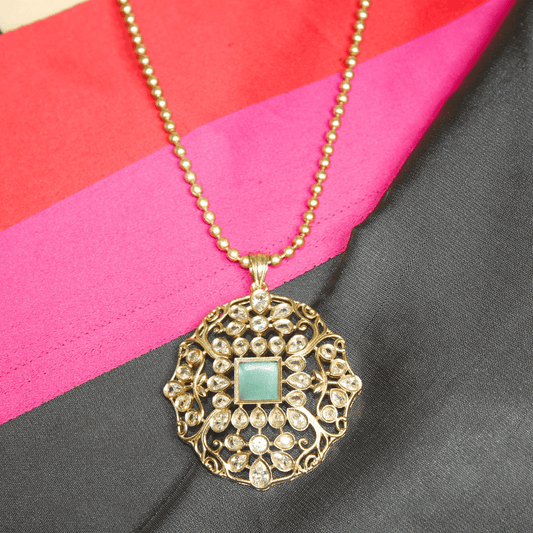 Mughal - Inspired Floral Jadau Pendant Set – Mint & Moissanite Detaili