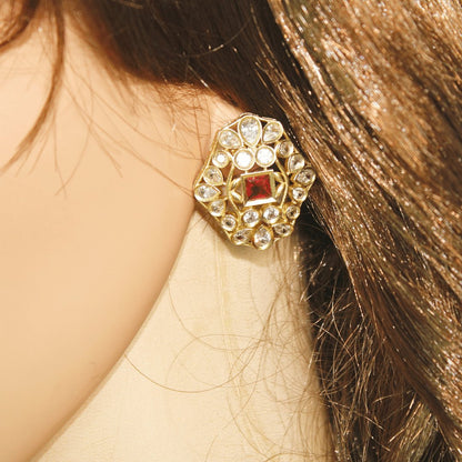 Mughal-Inspired Floral Jadau Pendant Set – Ruby Red & Moissanite Detaili