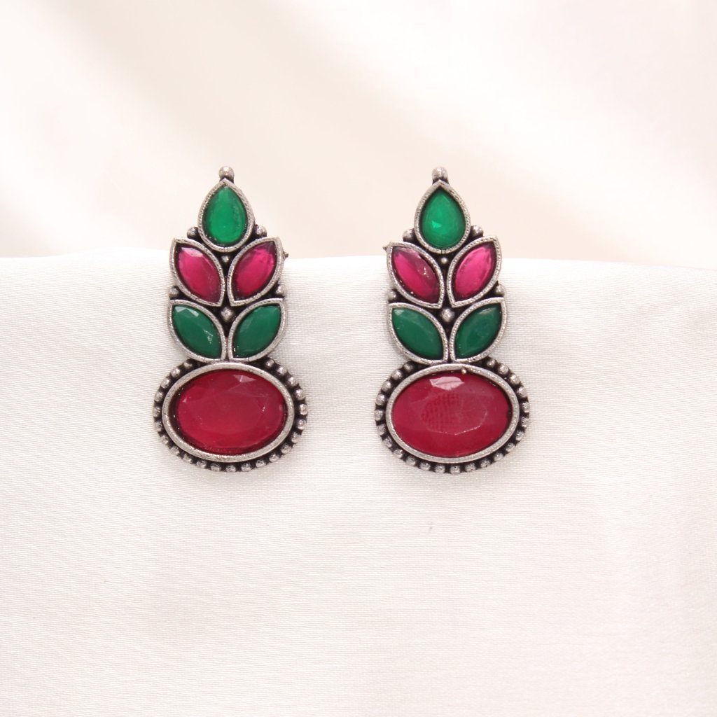 NAGINA LEAF STUD-MAROON & GREEN