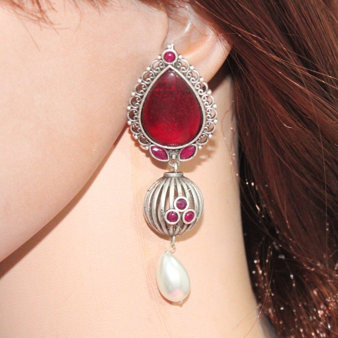 NAGINA MEERA SILVER LOOK ALIKE EARRING - RED